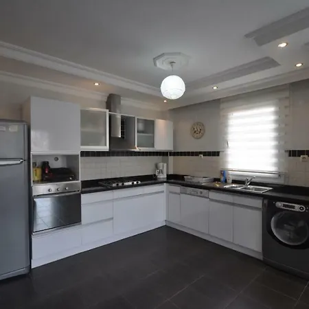 2 Bedrooms Oba
