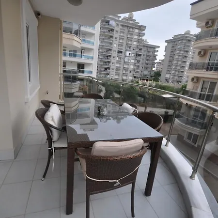 2 Bedrooms Oba Apartmán *